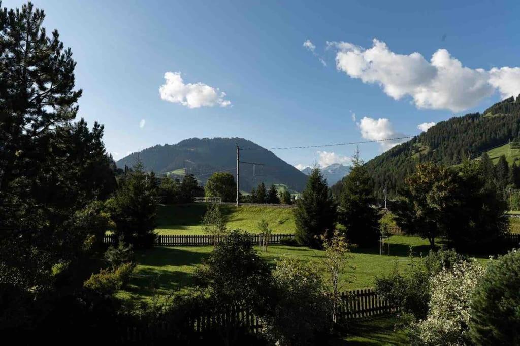 Cozy Place In Gstaad Center Exterior photo